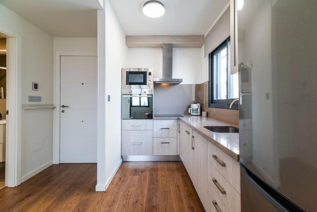 Moderno Apartamento Con Piscina Y Parking グラナダ エクステリア 写真
